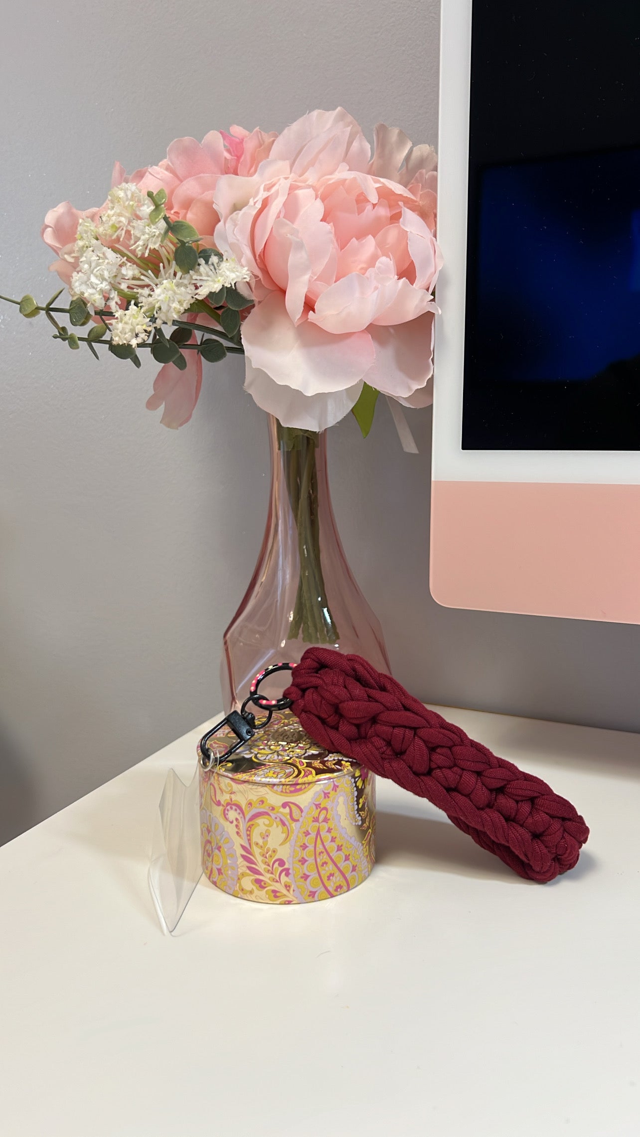 Phone handle / key ring