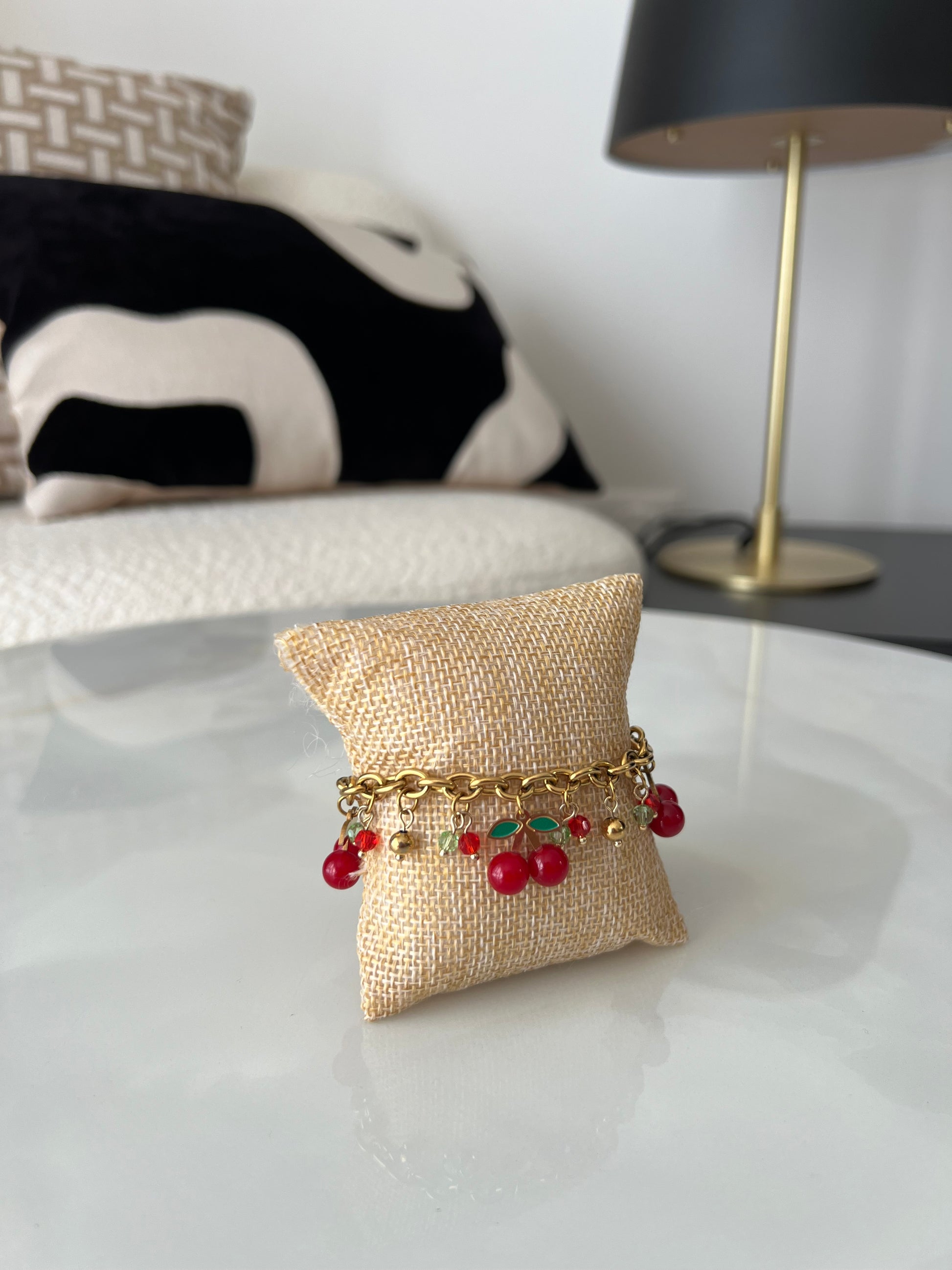 Bracelet cherry