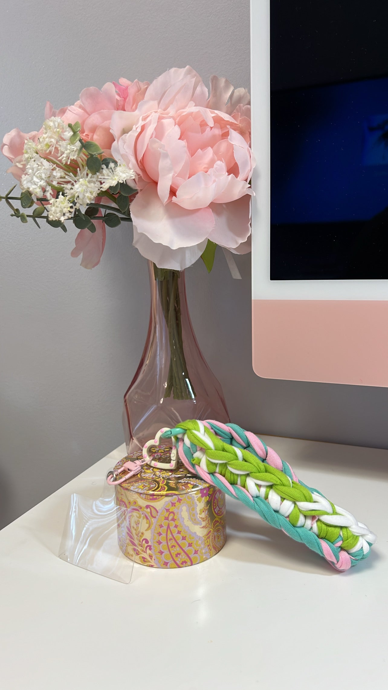Phone handle / key ring