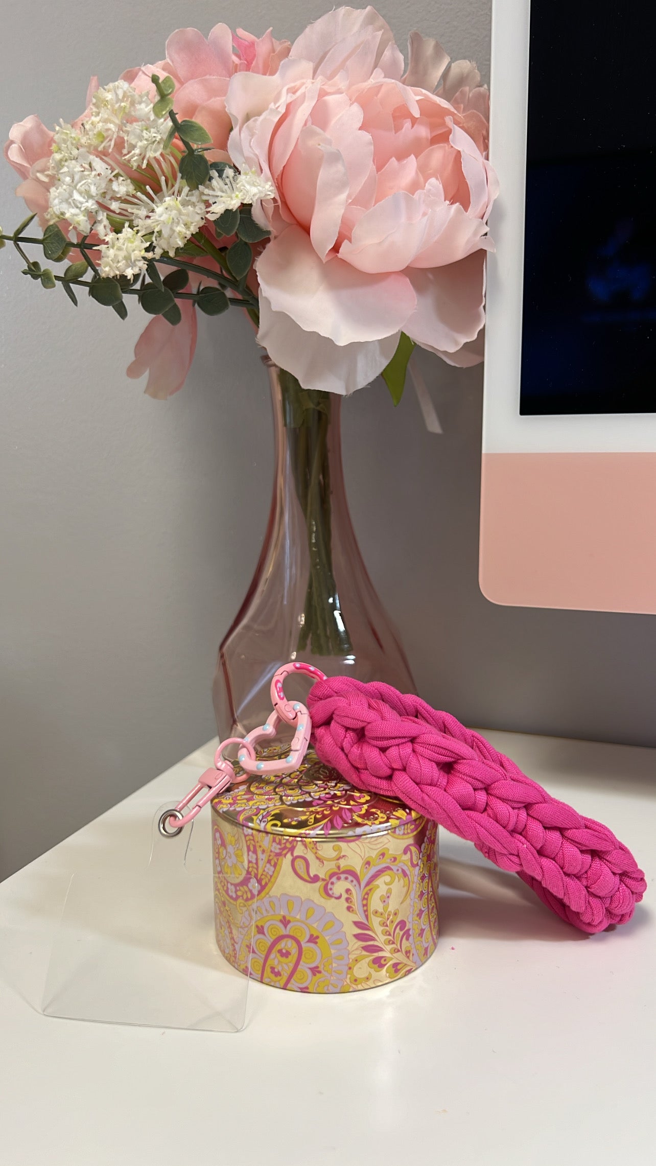 Phone handle / key ring